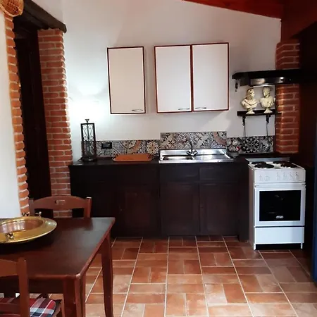 Apartment Domus Petrarca Serramanna